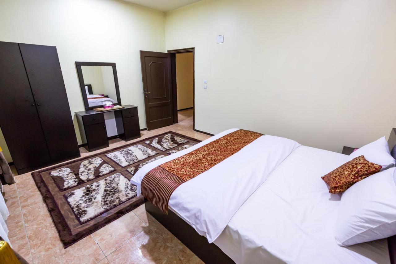 Al Eairy Furnished Apartments- Jeddah 1 Екстериор снимка
